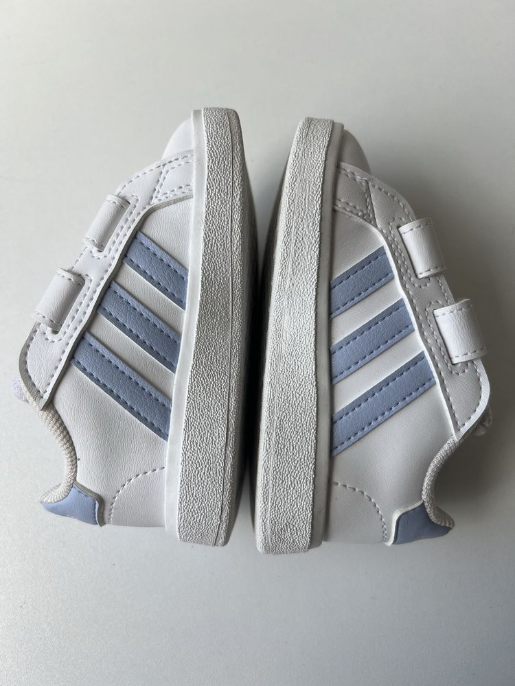 Детски обувки Adidas