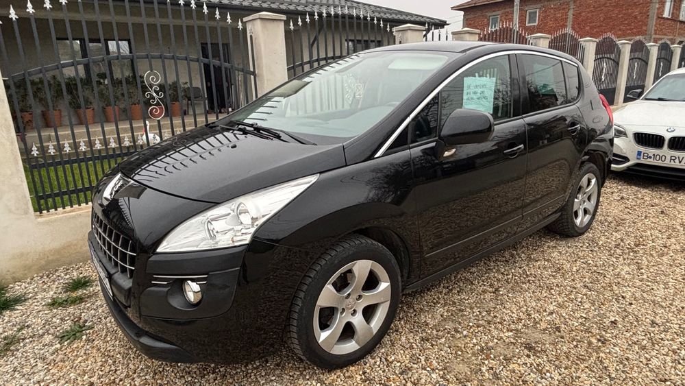 Vând Peugeot 3008