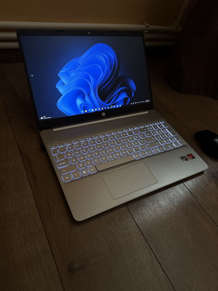 Laptop HP 15S Ryzen 5 5500U, 8GB