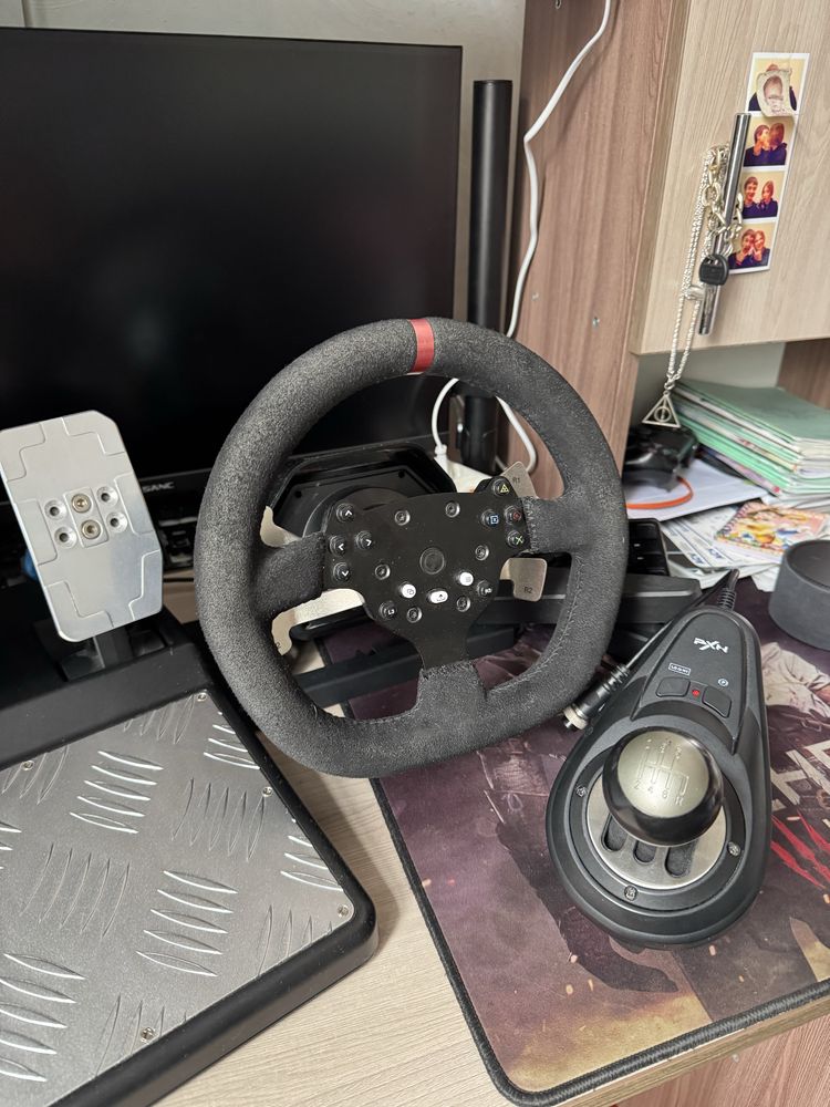 Игровой руль PXN V10