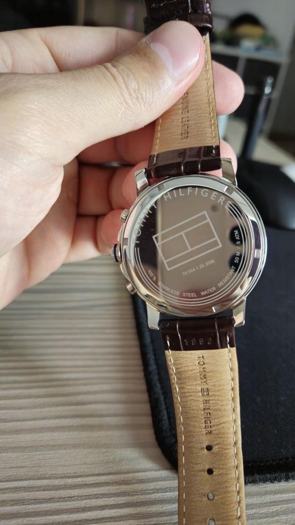 watch Tommy Hilfiger original