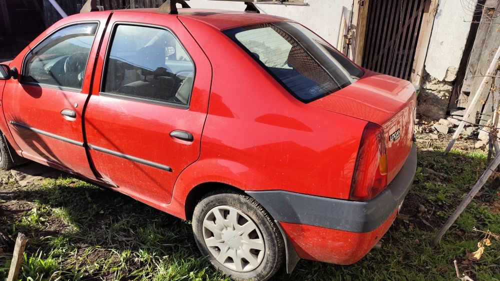 Logan 1.4 MPI Avariat