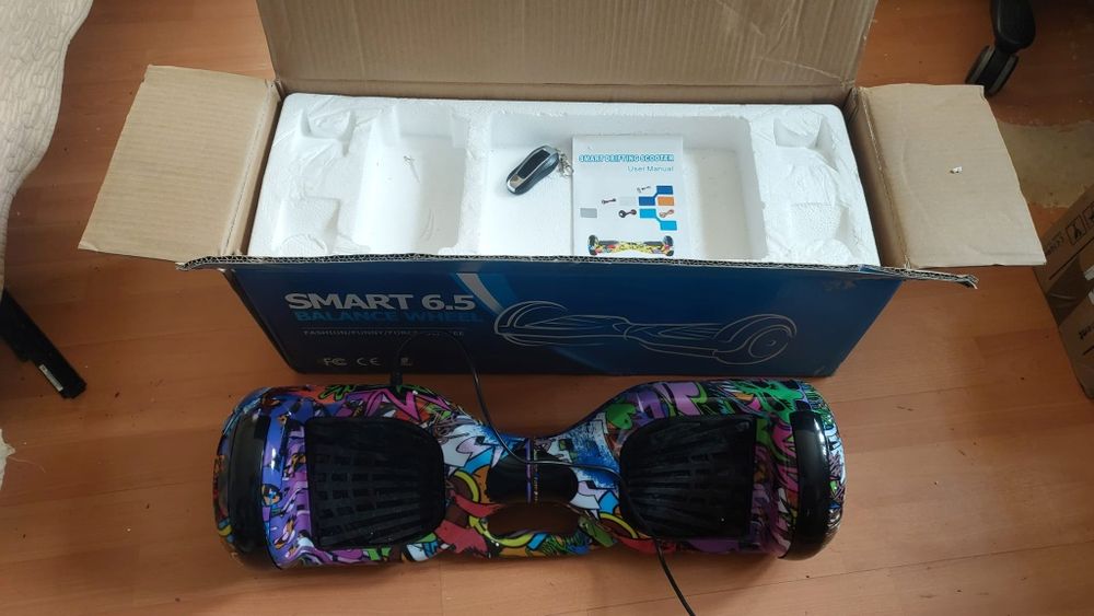 Hoverboard cu telecomanda nou