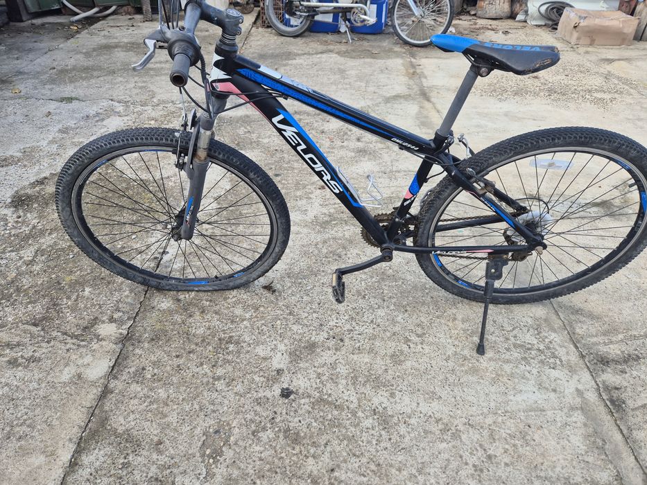 Vând bicicleta marca Velors