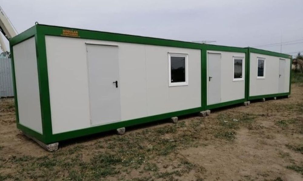 Vând container containere