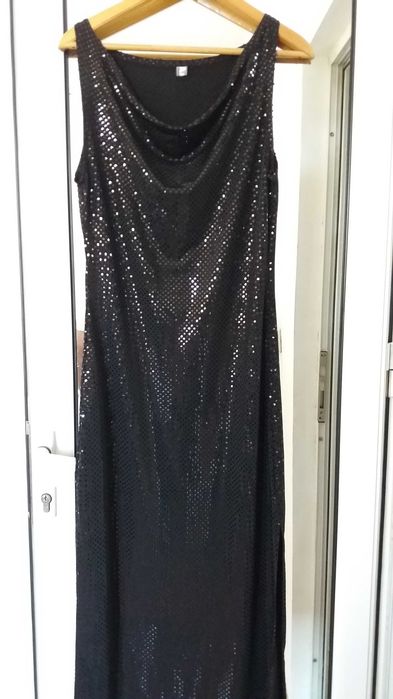 Продавам нови вечерни и коктеилни рокли с пайети