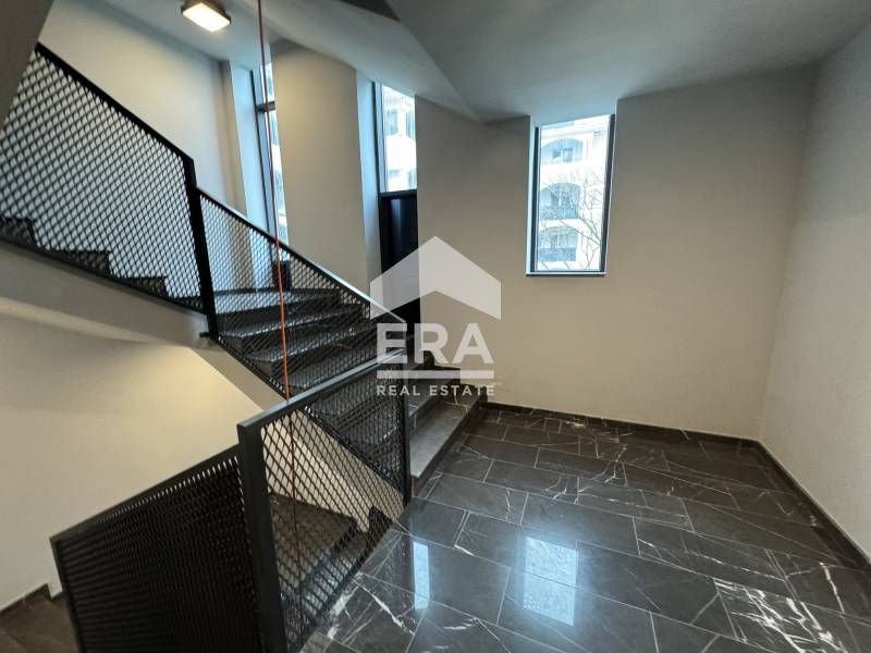 Продава се Четиристаен апартамент в к.к. Св.Св. Константин и Елена - 135 кв.м за 1963 €/кв.м - Снимка #9