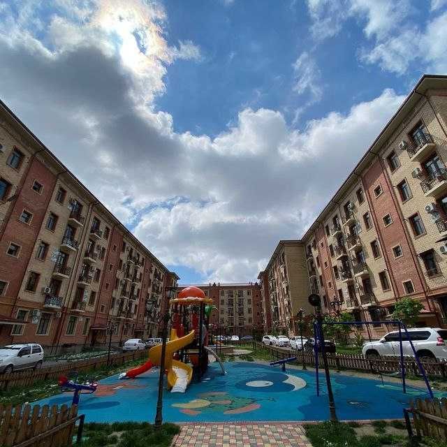 golden house яккасарай 8 роддом New port 2х ком с ремонтом4й этаж 52м;