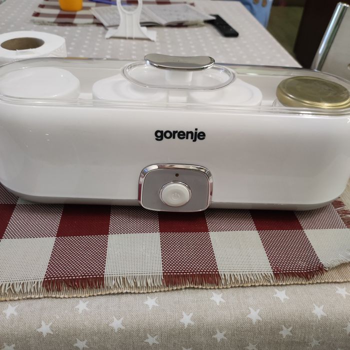 Уред за приготвяне на кисело мляко