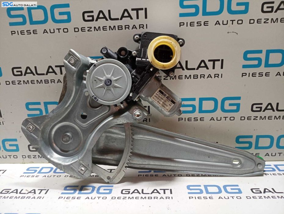 Macara Electrica cu Motoras de la Geam Sticla Usa Portiera Stanga Spate Toyota Avensis 2009 - 2015 Cod 912018104 912018-104 8572005060D [M4747]