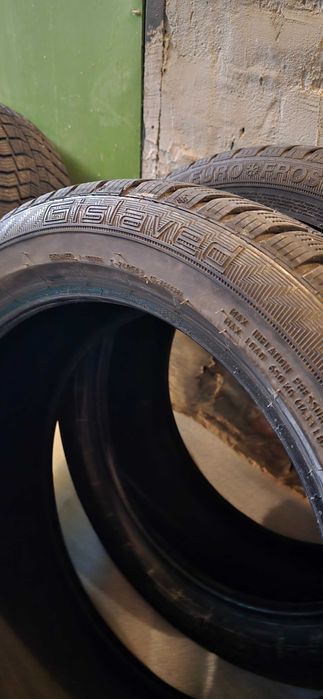 Продавам гуми 205/50 17c