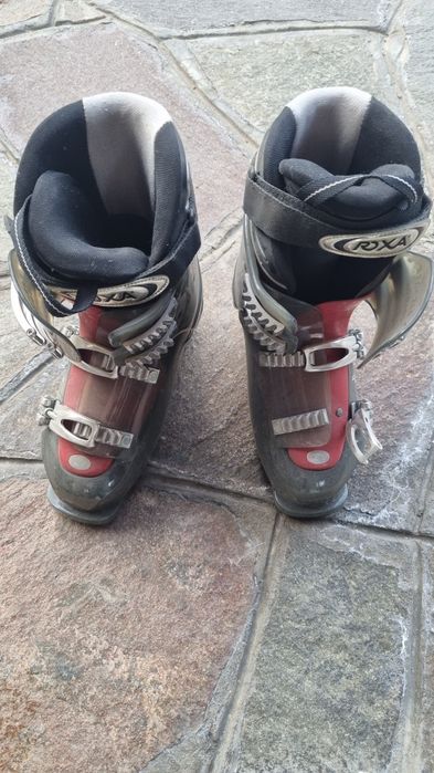 Лыжи и ботинки  оригинал !