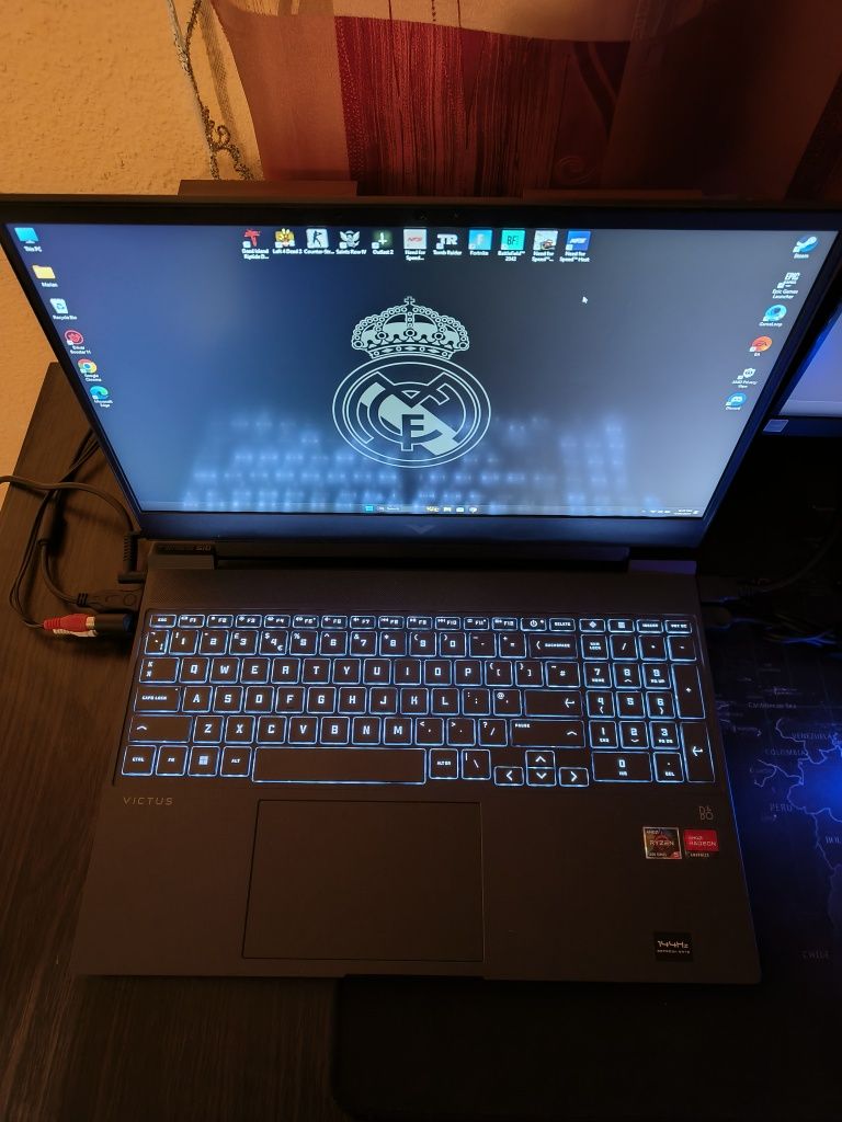 Vând/Schimb laptop gaming HP Victus!