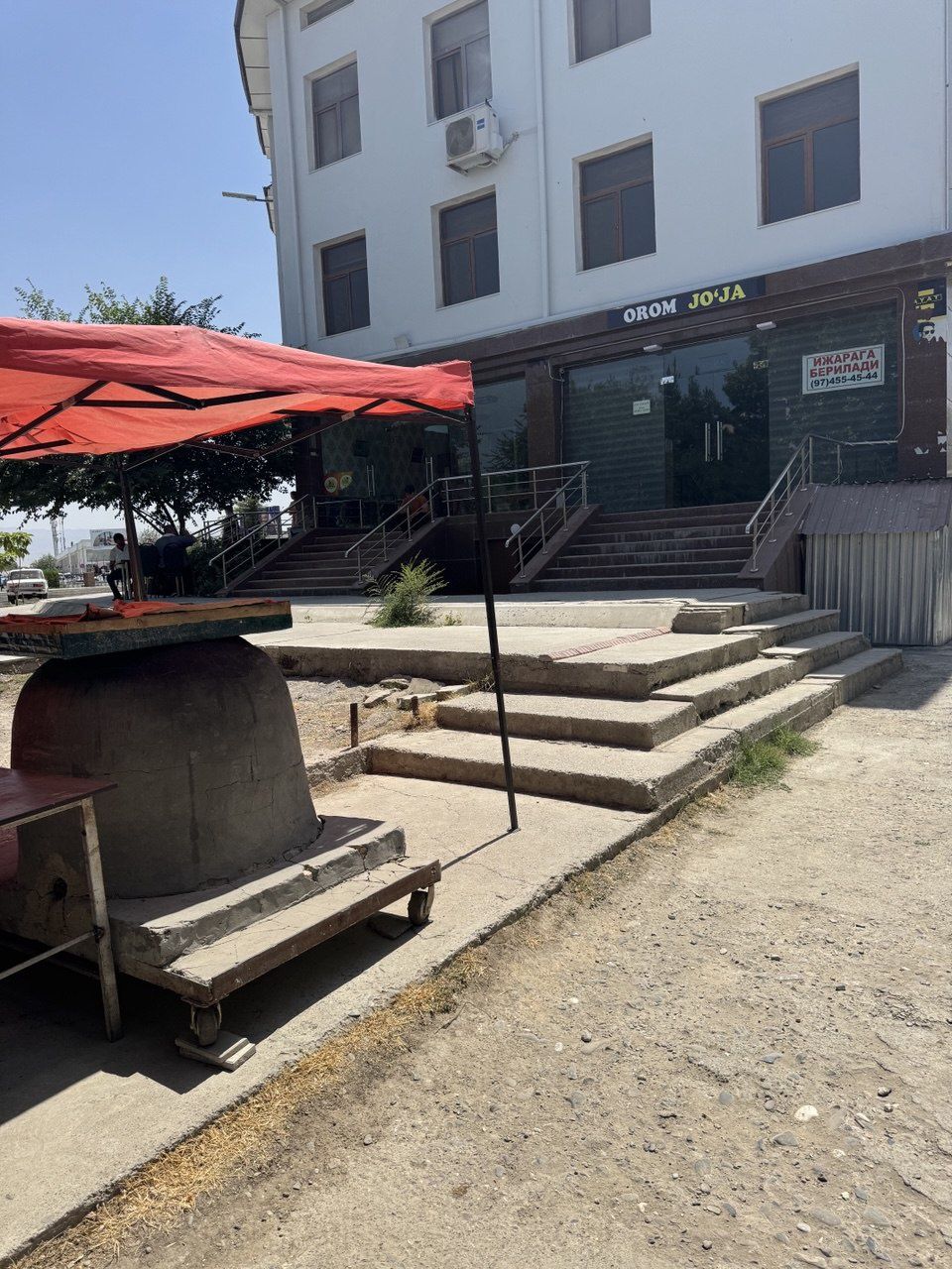 Do'kon ijaraga beriladi
