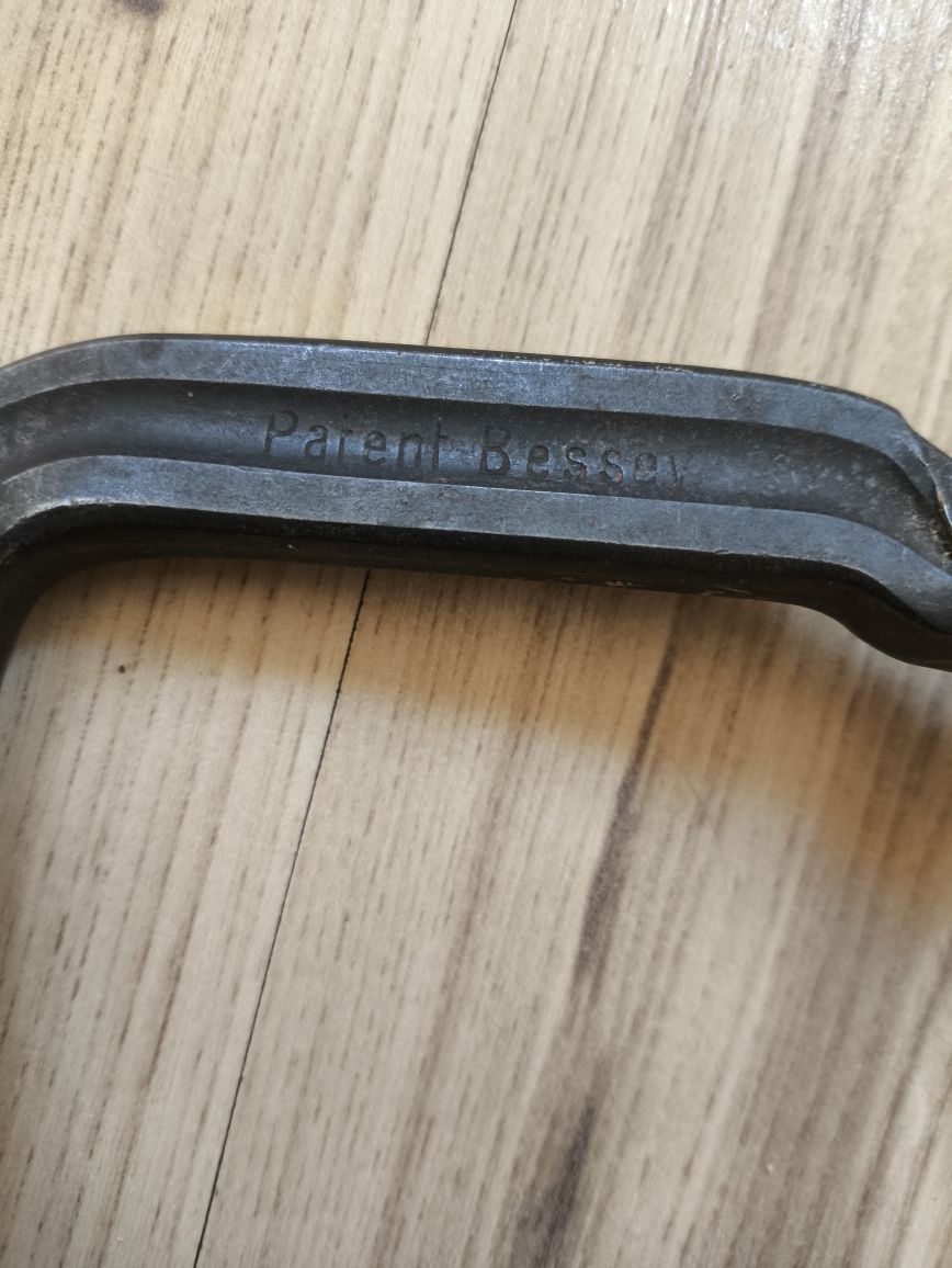Стяга BESSEY 20 винтова стоманена  200/100
