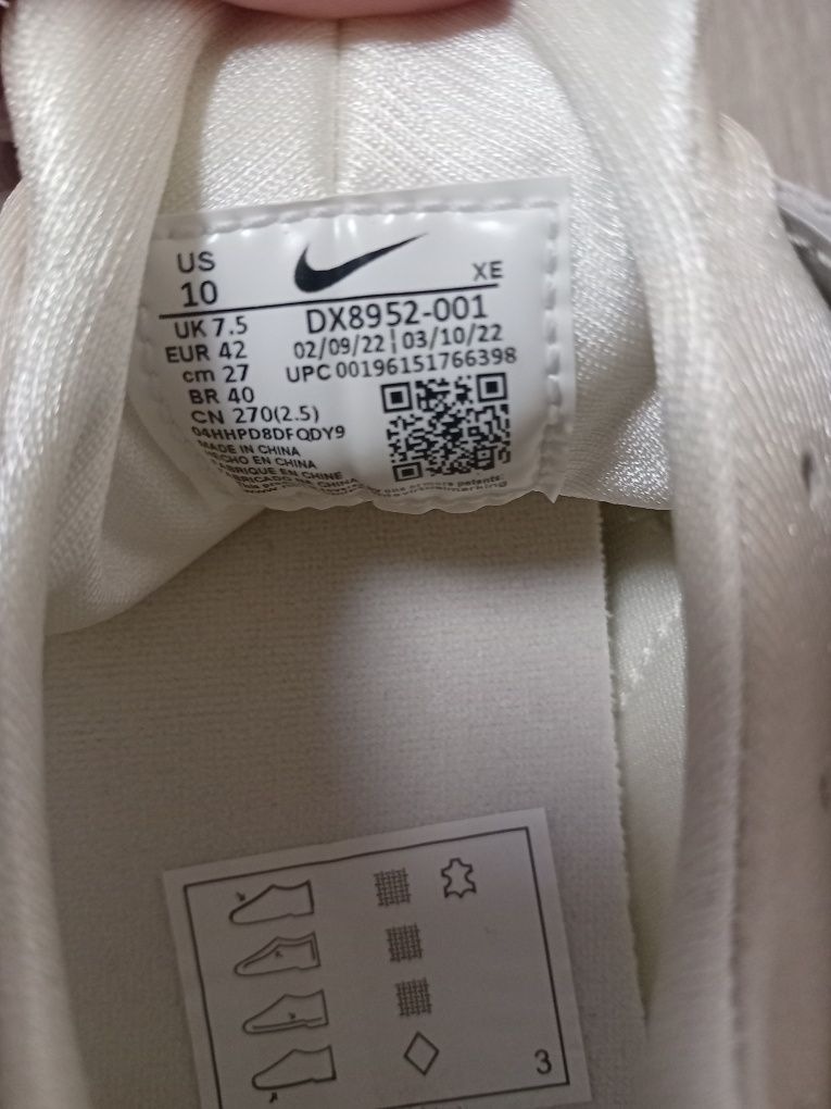 Маратонки NIKE AIR HUARACHE 42 като нови!!