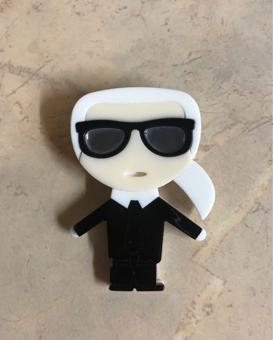 Брошки Karl Lagerfeld
