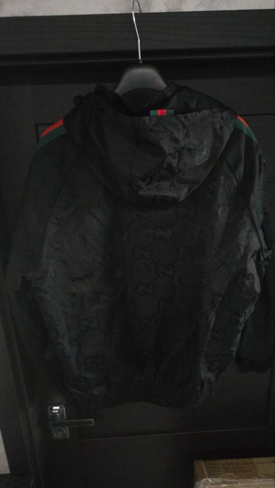 Пролетно яке Gucci