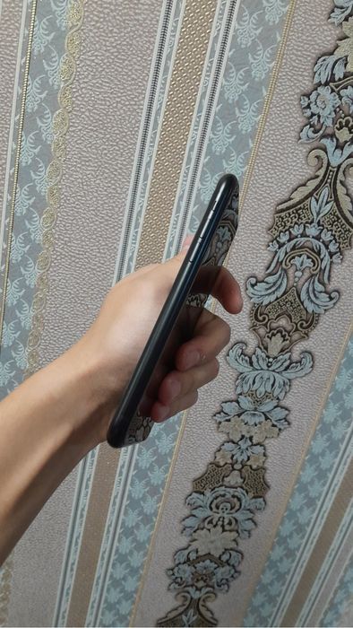 Iphone Xr holati yaxshi
