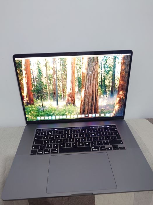 MacBook Pro 2019 I9