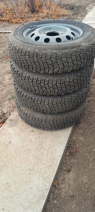 Продается зимние шины с дисками