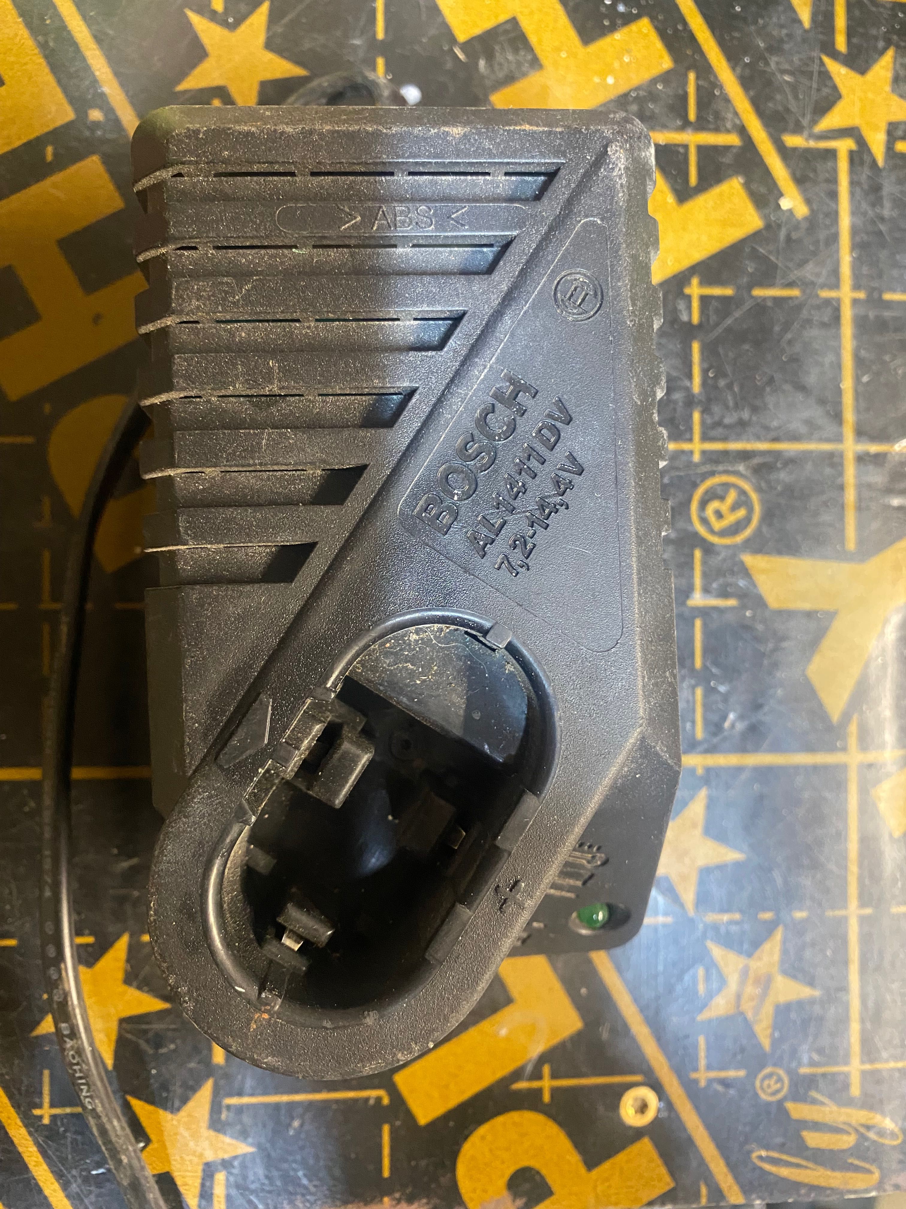 Зарядно Bosch AL 1411 DV