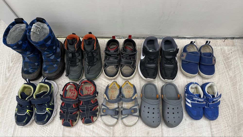 Детская обувь на мальчика в хорошем состоянии