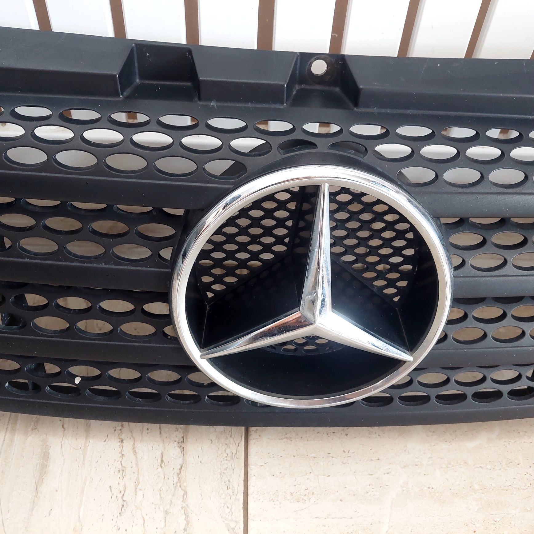 Предна решетка за Мерцедес Вито/Vito W639