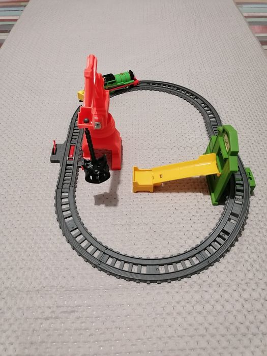 Set tren Thomas și macaraua Cassia