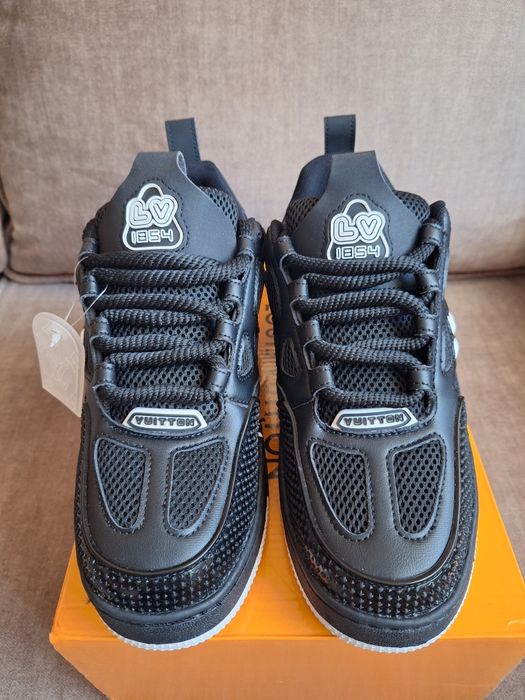 Papuci Louis Vuitton Skate 43 negrii