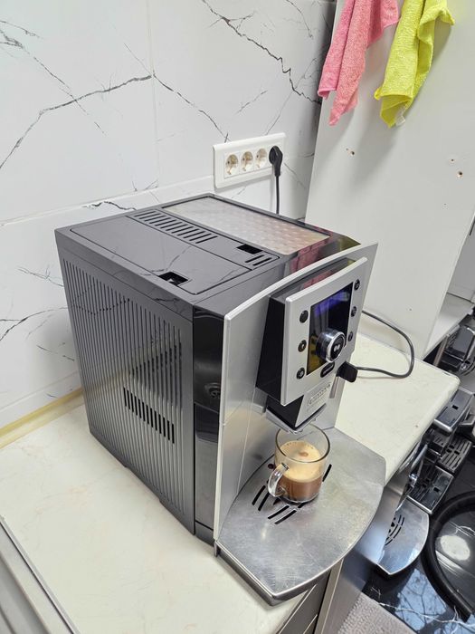 Espressor Automat DeLonghi Perfecta ESAM 5500.S Aparat cu Cafea Boabe