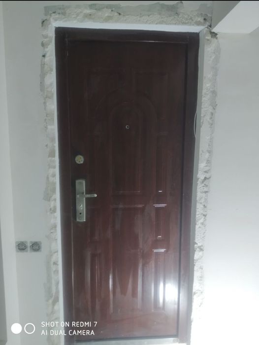 kvartira eshigimni sotyapman