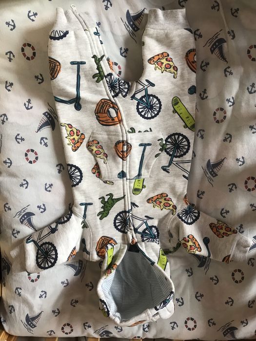 Продам ромпер на 3-6 мес в отличном состоянии