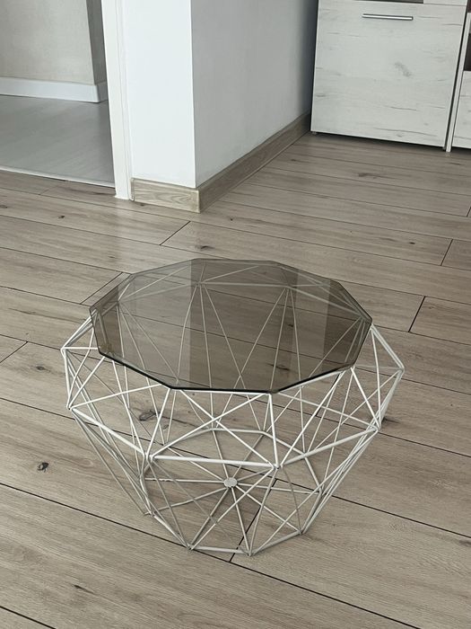 Masuta de cafea cu blat de sticla