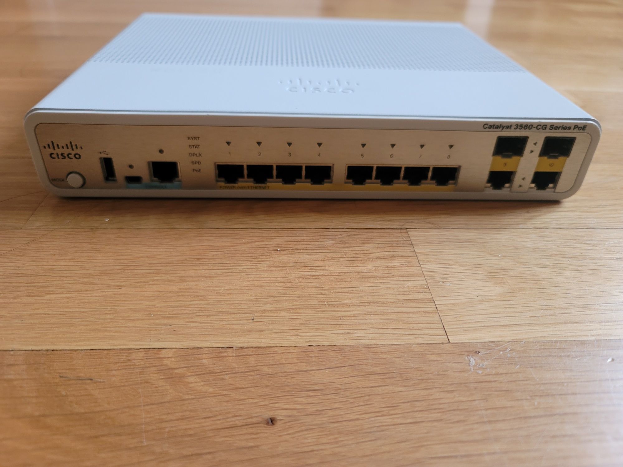 Cisco catalyst 3560-CG / WS-C3560-8PC-S management switch