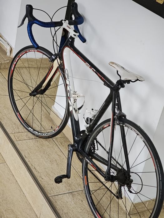 Bicicleta Full Carbon Cursiera