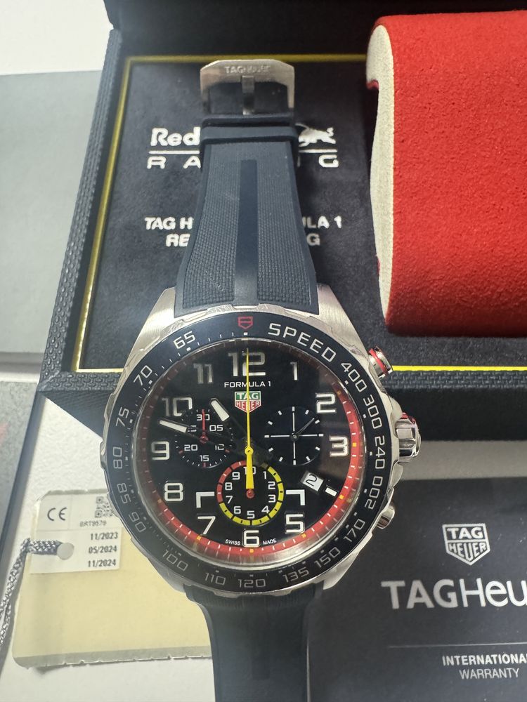 SPECIAL EDITION TAG HEUER formula 1 chronograph X red bull racing