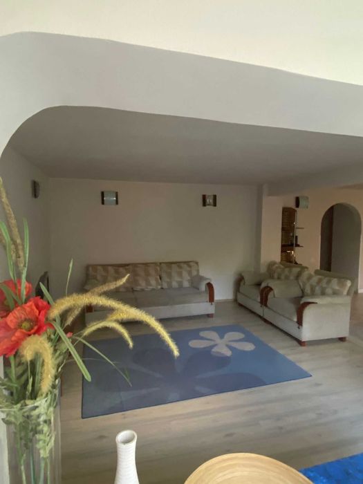 Inchiriez apartament 4 camere Otopeni ultracentral