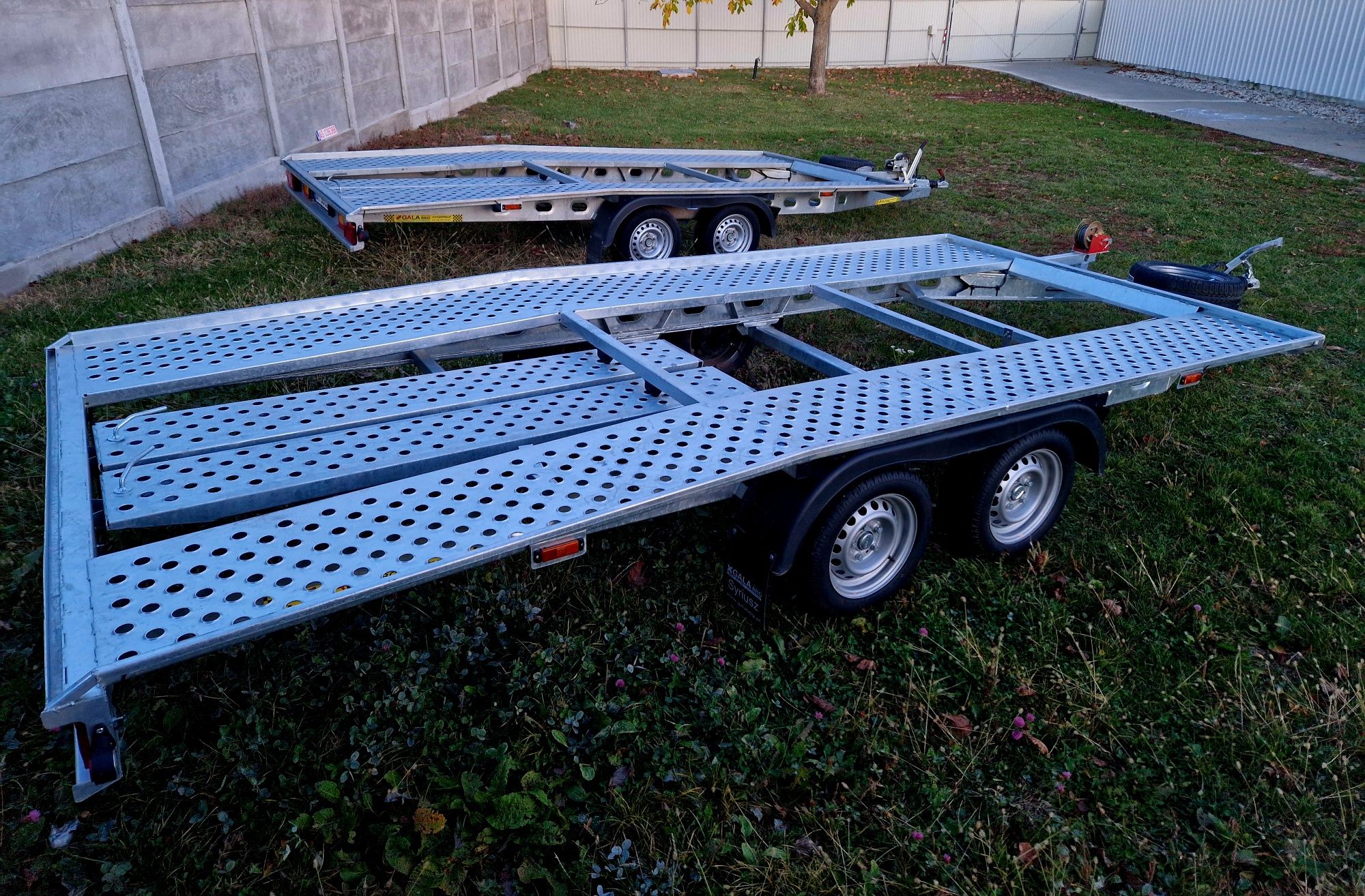 Tractari /Inchirieri platforme/trailer/remorci auto 4.5x2m an 2023