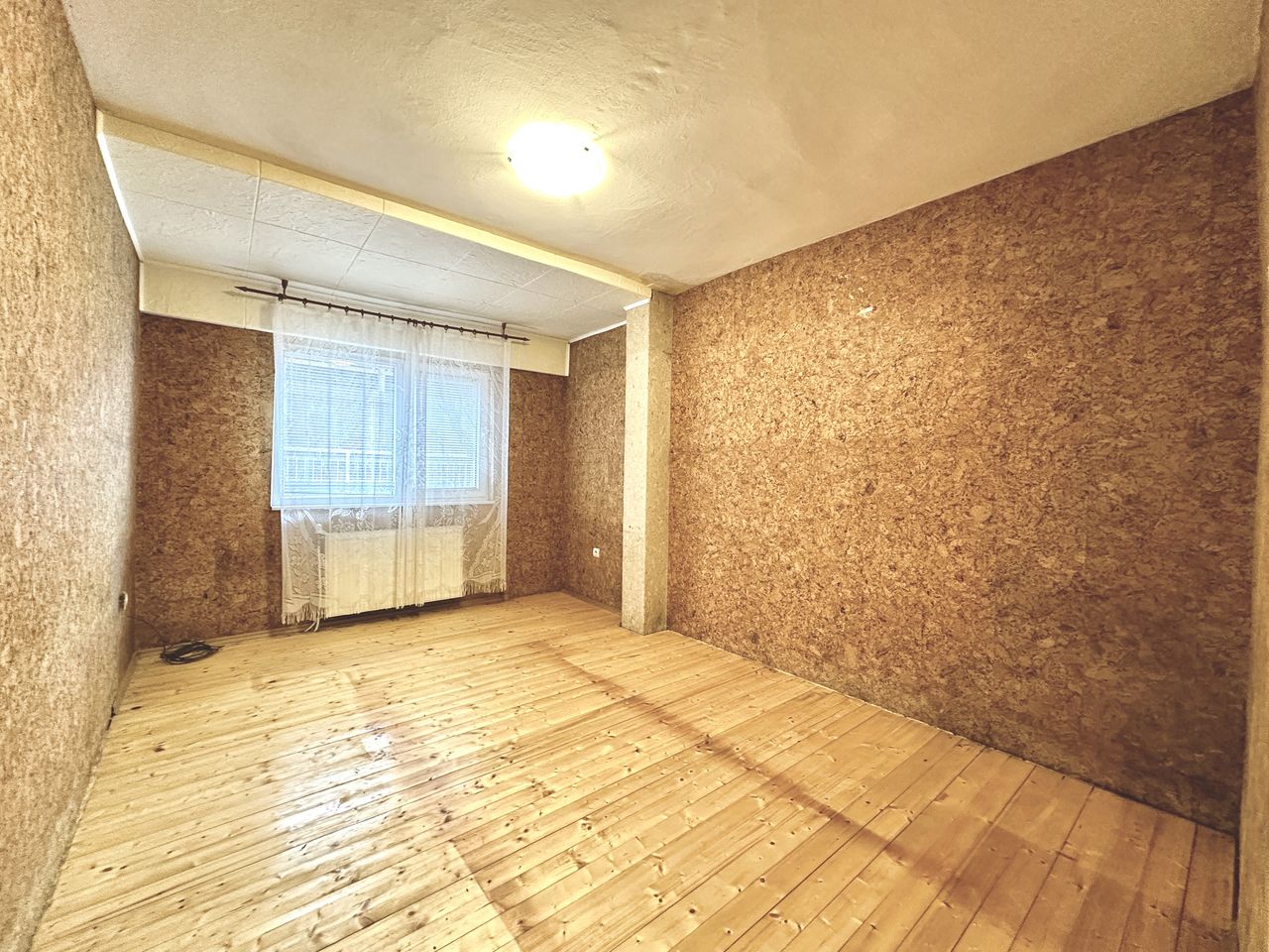 Продава се Четиристаен апартамент в Велико Търново, Картала - 110 кв.м за 982 €/кв.м - Снимка #7