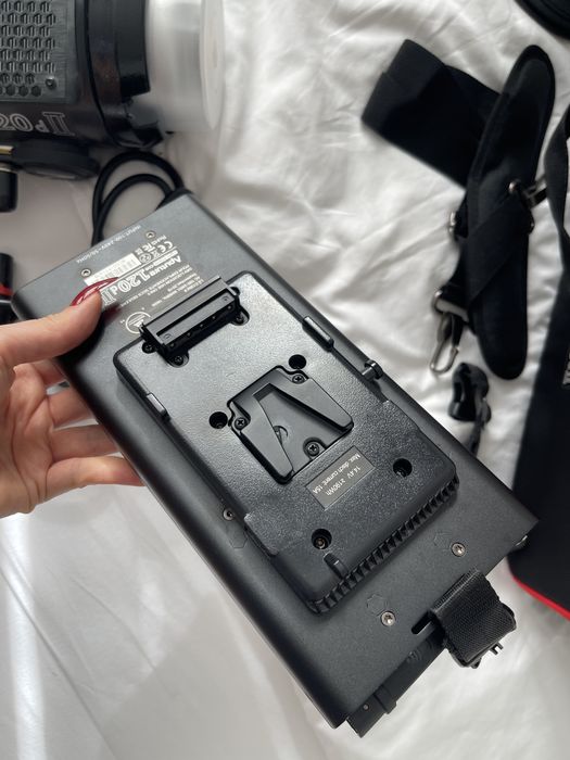 lumina Aputure LightStorm 120D II