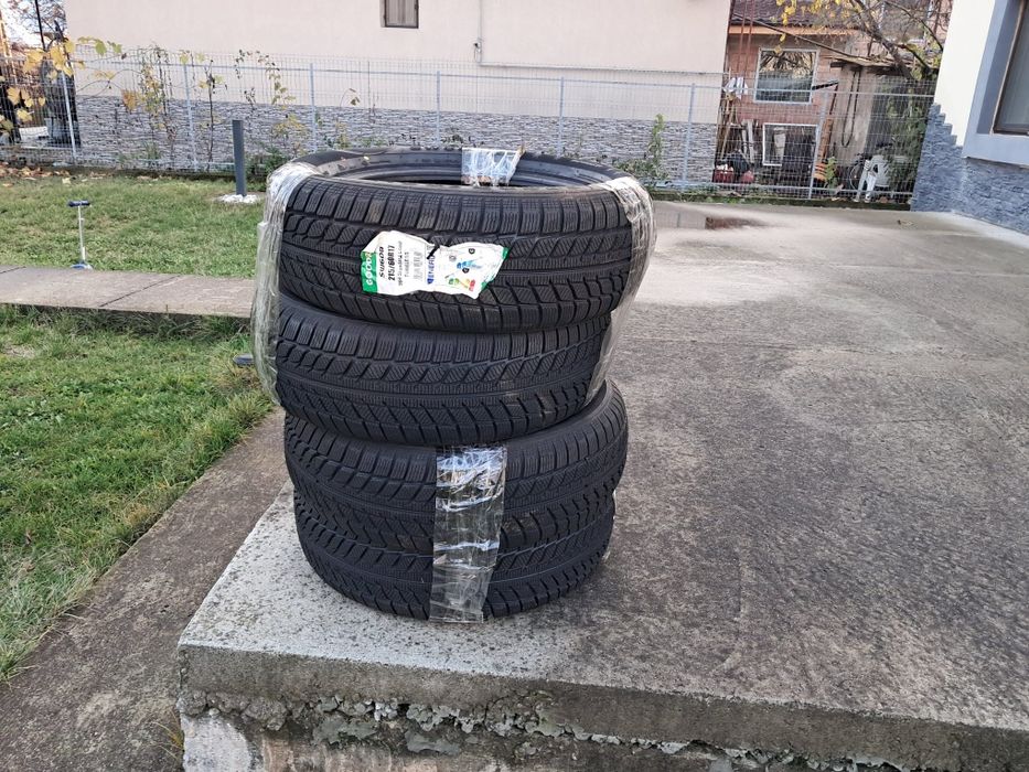 Vând anvelope iarnă