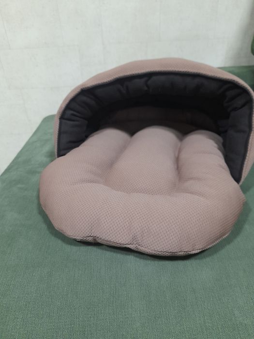 Лежанка для кошек и собак