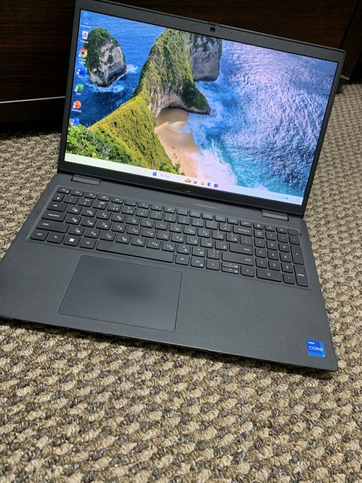 Dell 2022 (Core i5-11gen, ОЗУ 16GB/256SSD) ноутбук