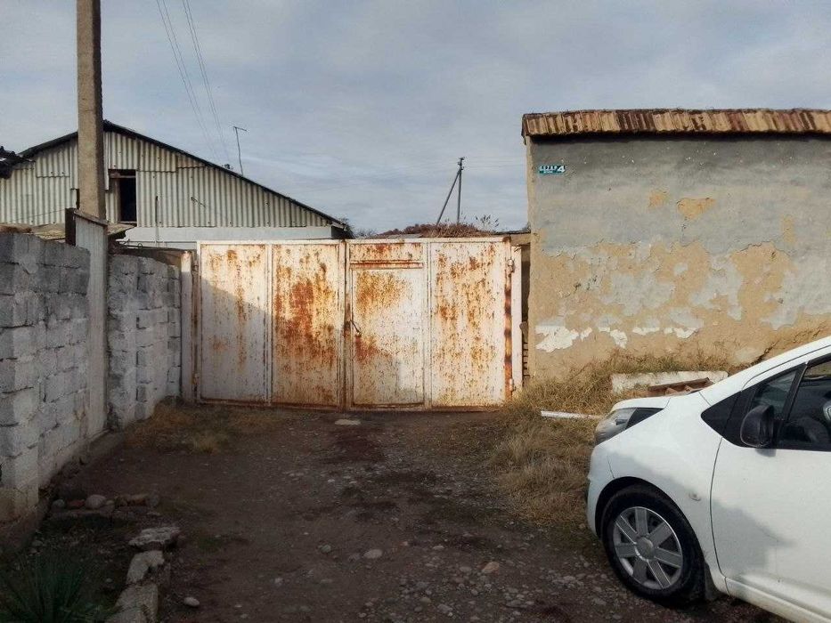 Тошкент вилояти Яангйол туманида 30 сотихди ферма сотилади