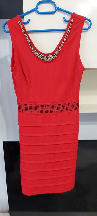 Rochița elegantă roșie S