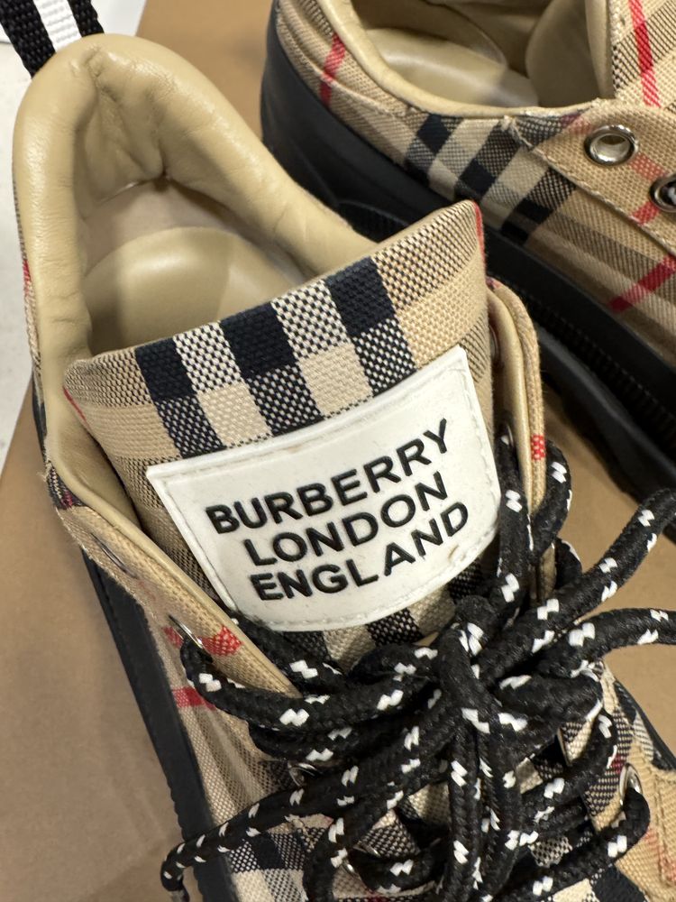 Дамски обувки Burberry