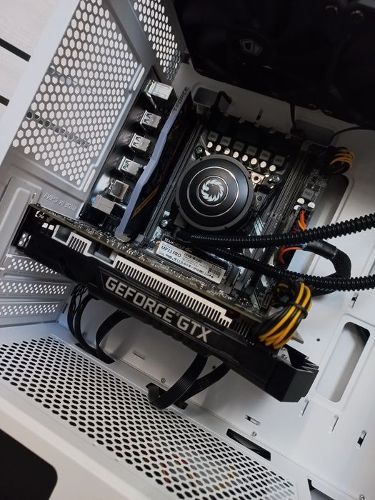 Игровой системный блок Intel Xeon E5-2660 V4/ DDR4/ GeForce GTX 1660!