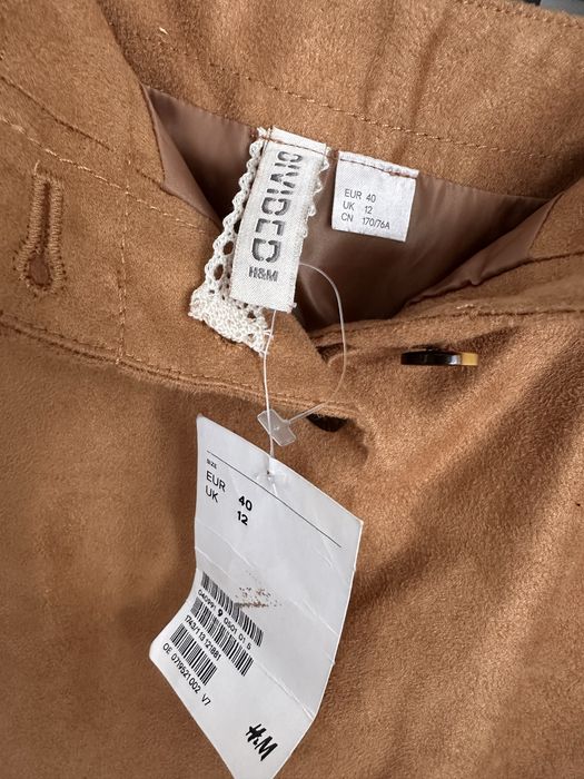 Vând fusta H&M imitatie piele intoarsa