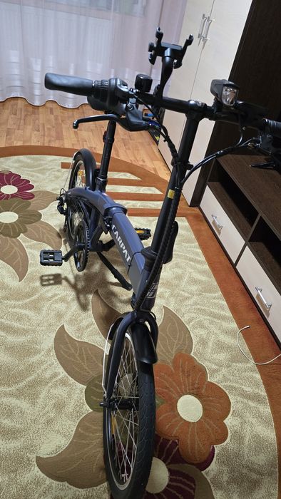 Bicicletă Carpat asistată electric.